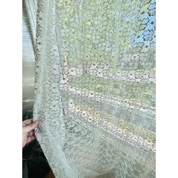 Vintage 70s pleated curtain, off-white floral laced mesh, oversized, for 1 panel - Picture 3 of 10